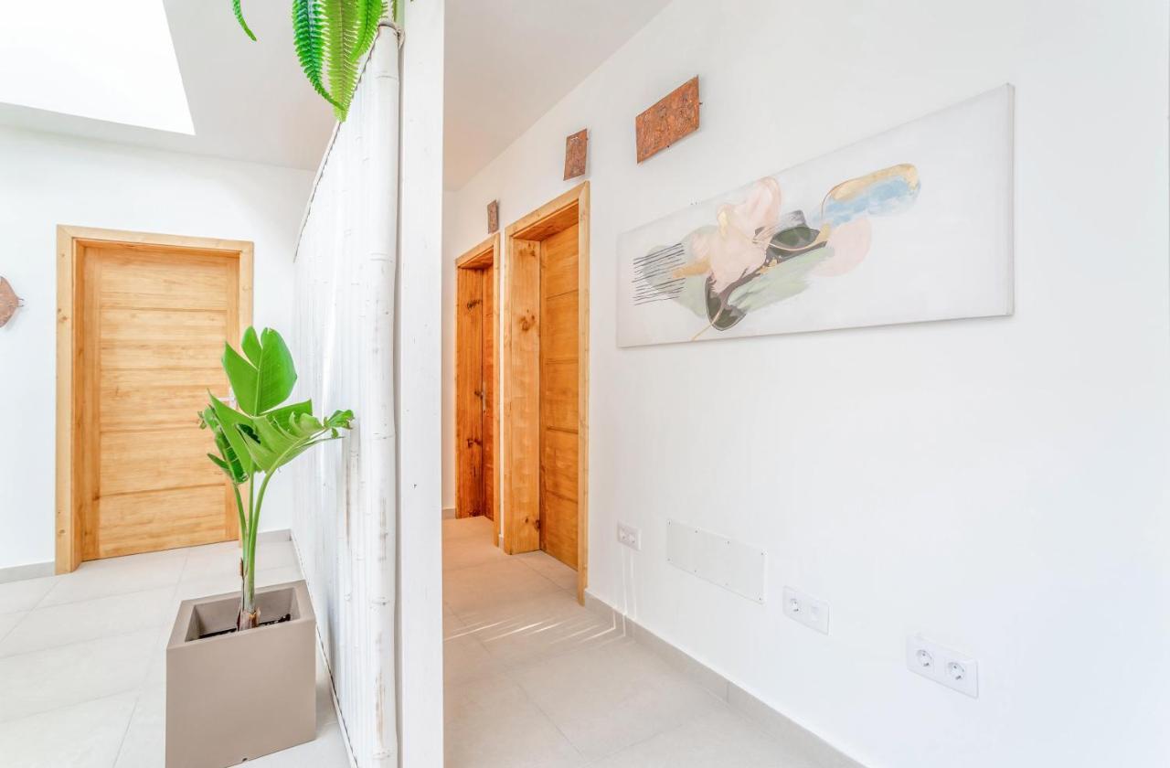 צ'ארקו דל פאלו Boutique Beach Villa By Lanzarote Retreats - Private Pool - 1 Min Walk To Sea Pool מראה חיצוני תמונה